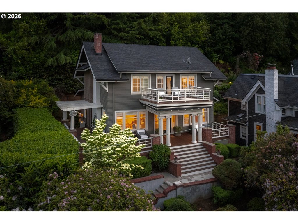 1740 SW ELIZABETH ST