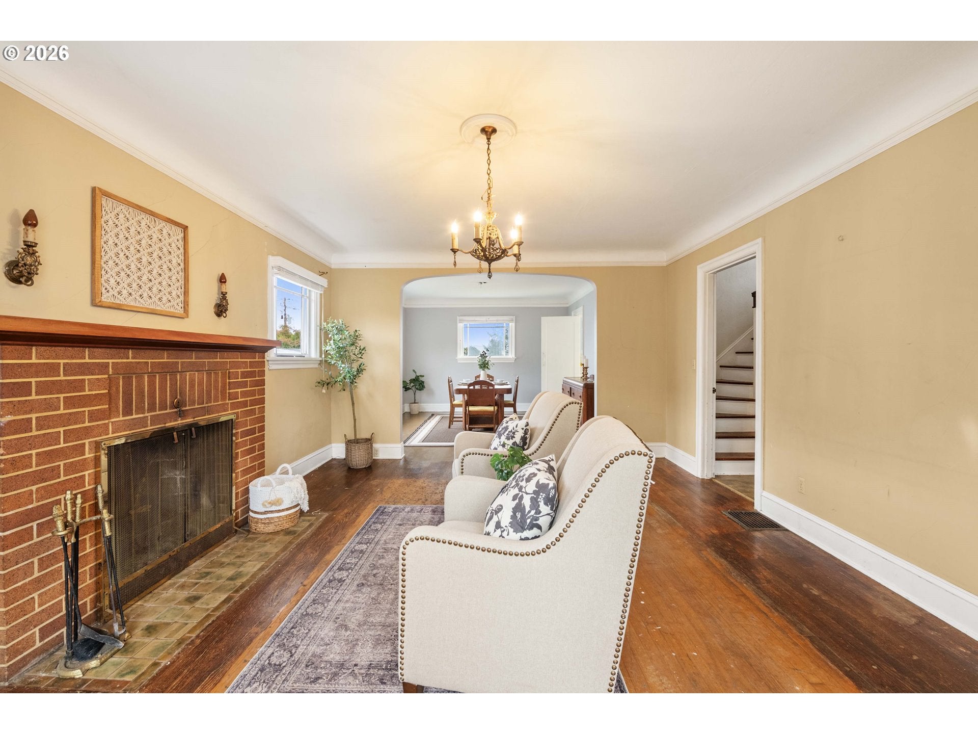 1358 PARKER PL