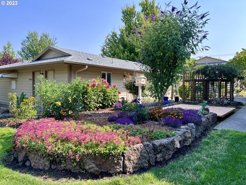 A home in Gresham