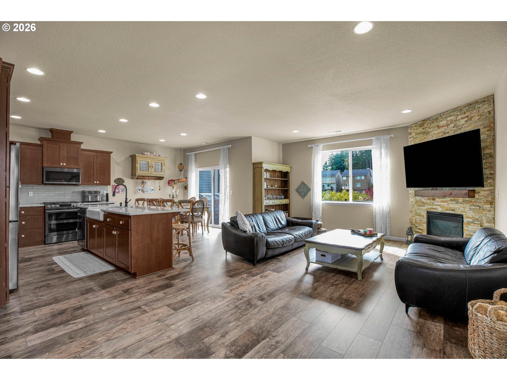 7379 NW 170TH AVE