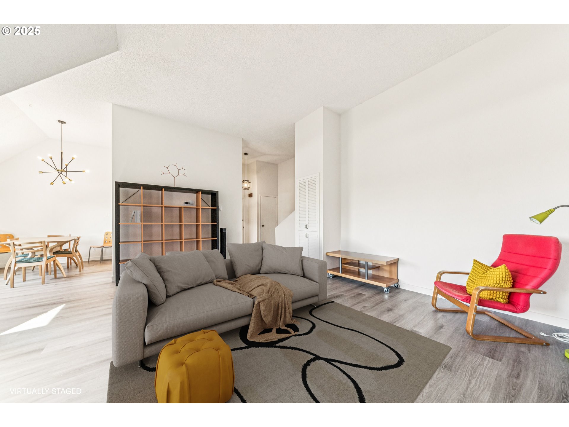 128 OSWEGO SUMMIT