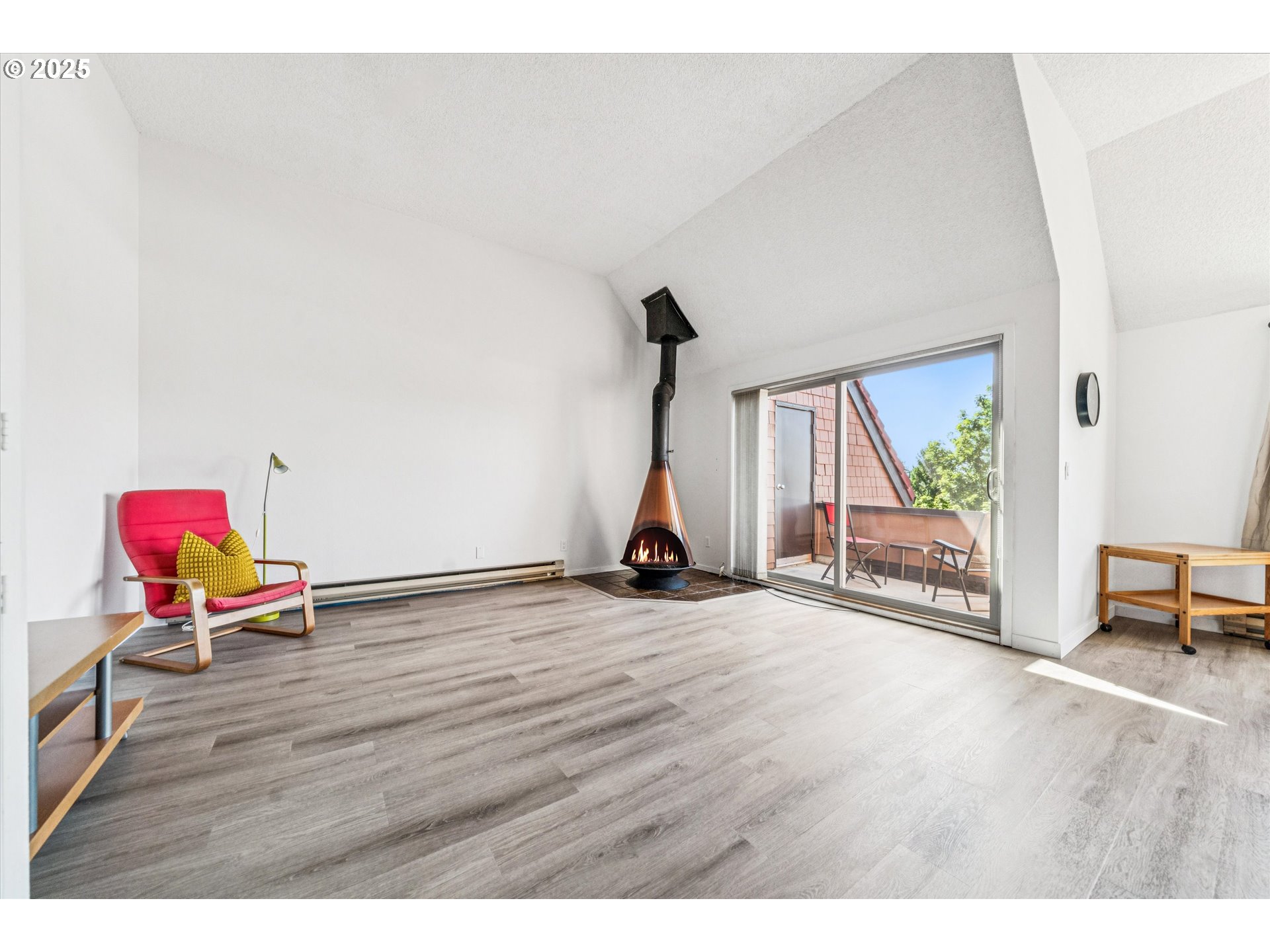 128 OSWEGO SUMMIT