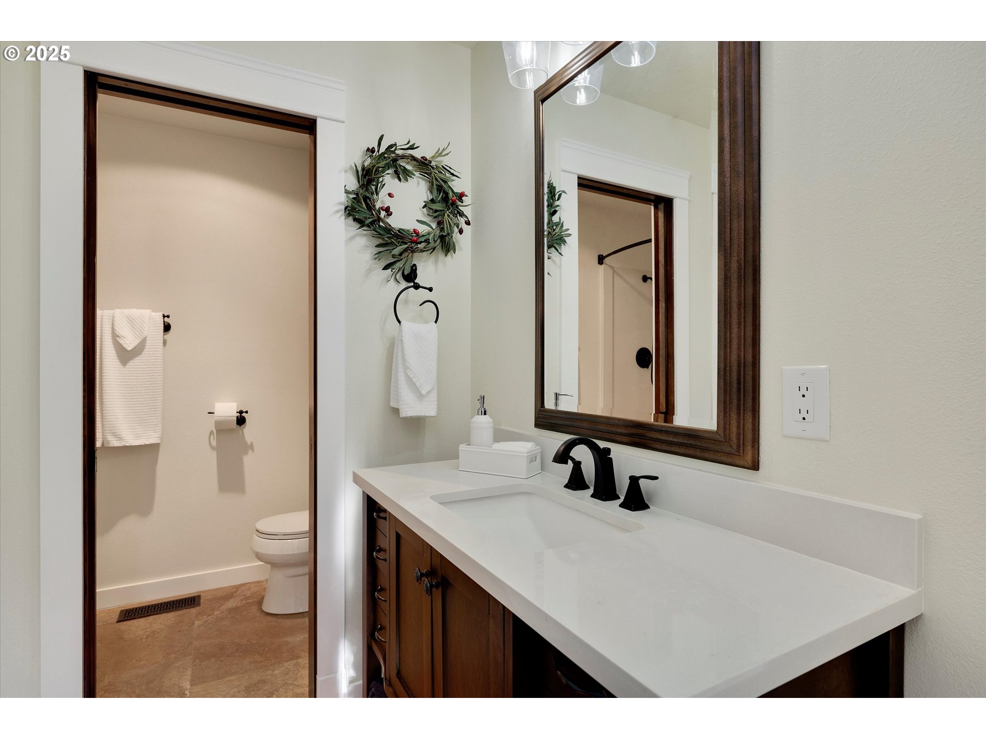 Amity, Oregon 97101, United States, 4 Bedrooms Bedrooms, ,3 BathroomsBathrooms,Residential,Active,2208