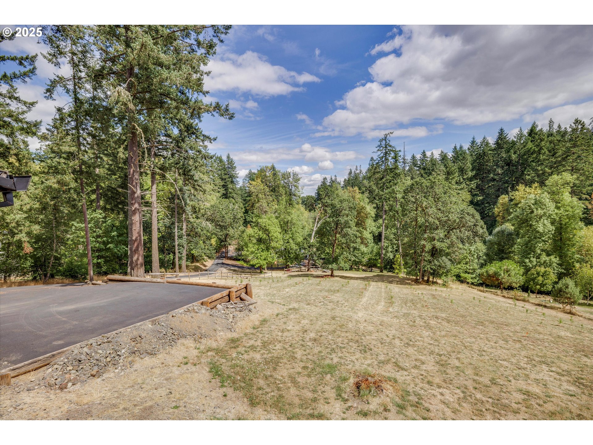 Amity, Oregon 97101, United States, 4 Bedrooms Bedrooms, ,3 BathroomsBathrooms,Residential,Active,2208