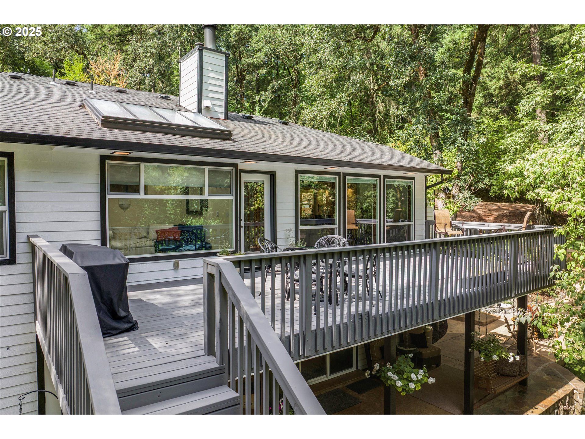 Amity, Oregon 97101, United States, 4 Bedrooms Bedrooms, ,3 BathroomsBathrooms,Residential,Active,2208