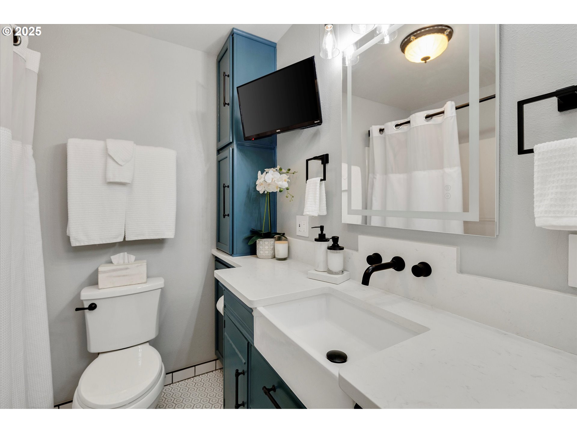 Amity, Oregon 97101, United States, 4 Bedrooms Bedrooms, ,3 BathroomsBathrooms,Residential,Active,2208