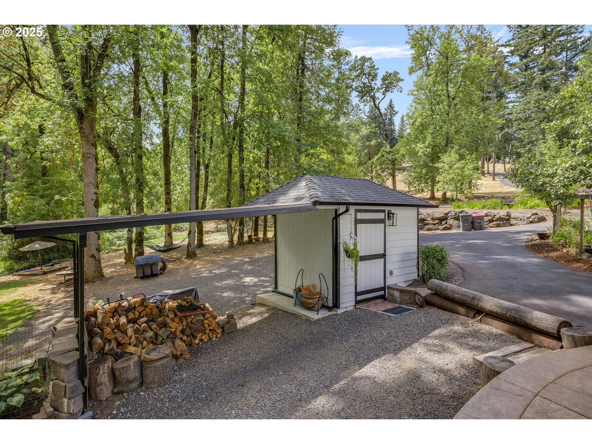 Amity, Oregon 97101, United States, 4 Bedrooms Bedrooms, ,3 BathroomsBathrooms,Residential,Active,2208