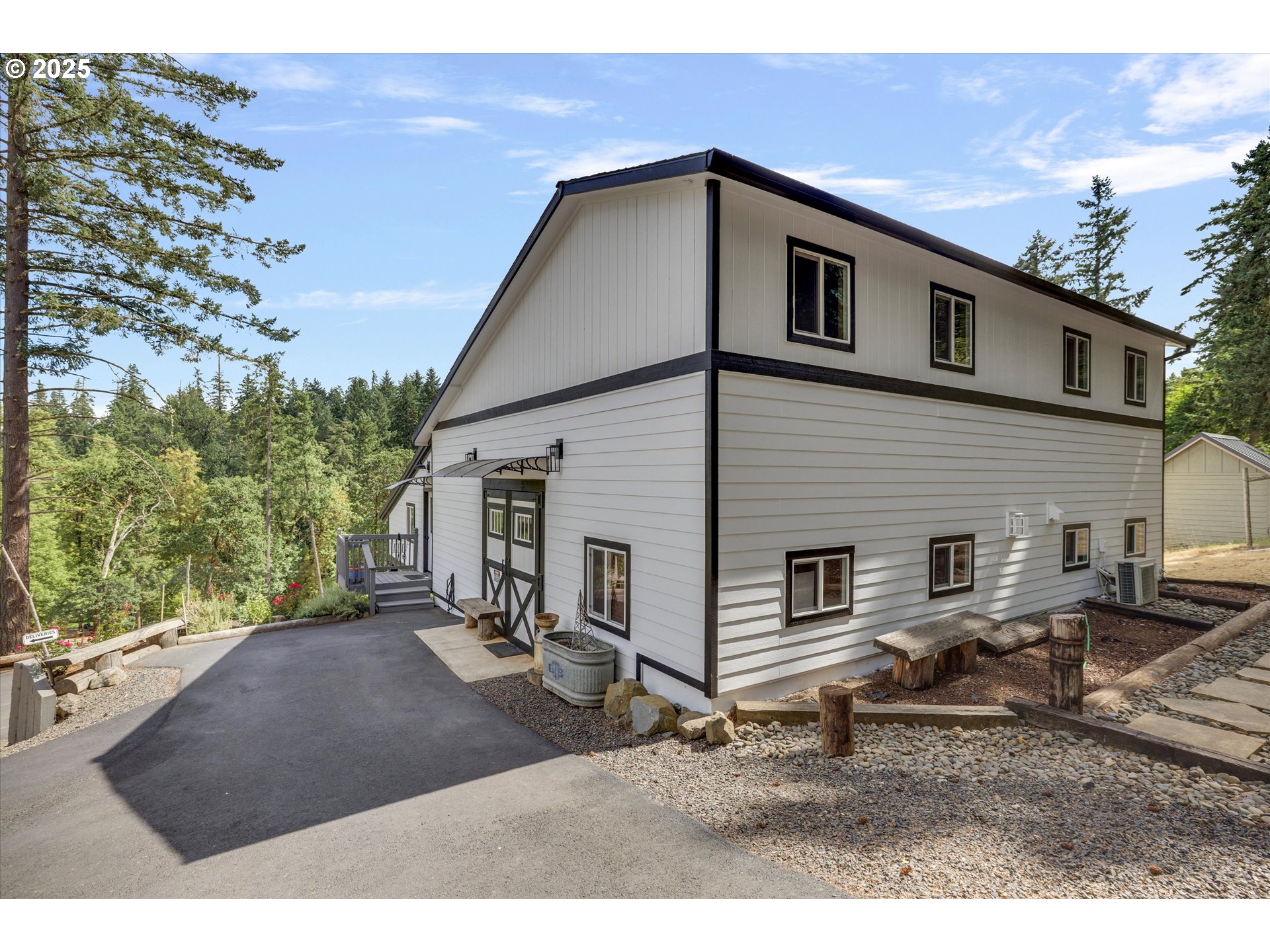 Amity, Oregon 97101, United States, 4 Bedrooms Bedrooms, ,3 BathroomsBathrooms,Residential,Active,2208