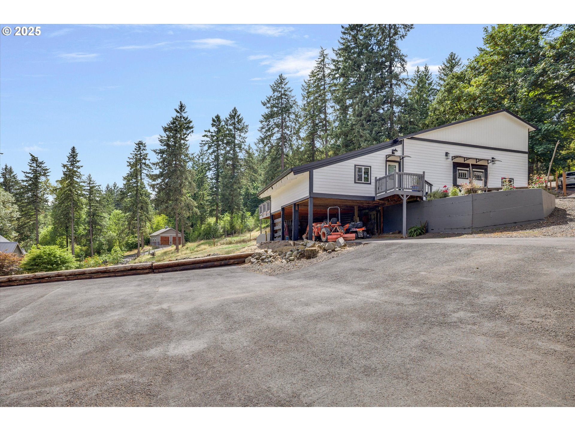 Amity, Oregon 97101, United States, 4 Bedrooms Bedrooms, ,3 BathroomsBathrooms,Residential,Active,2208