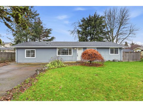 1820 SE MULBERRY CT McMinnville OR 97128