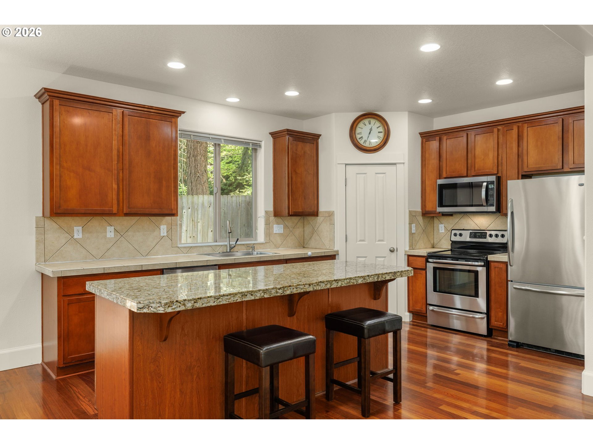 5931 NW LARK MEADOW TER