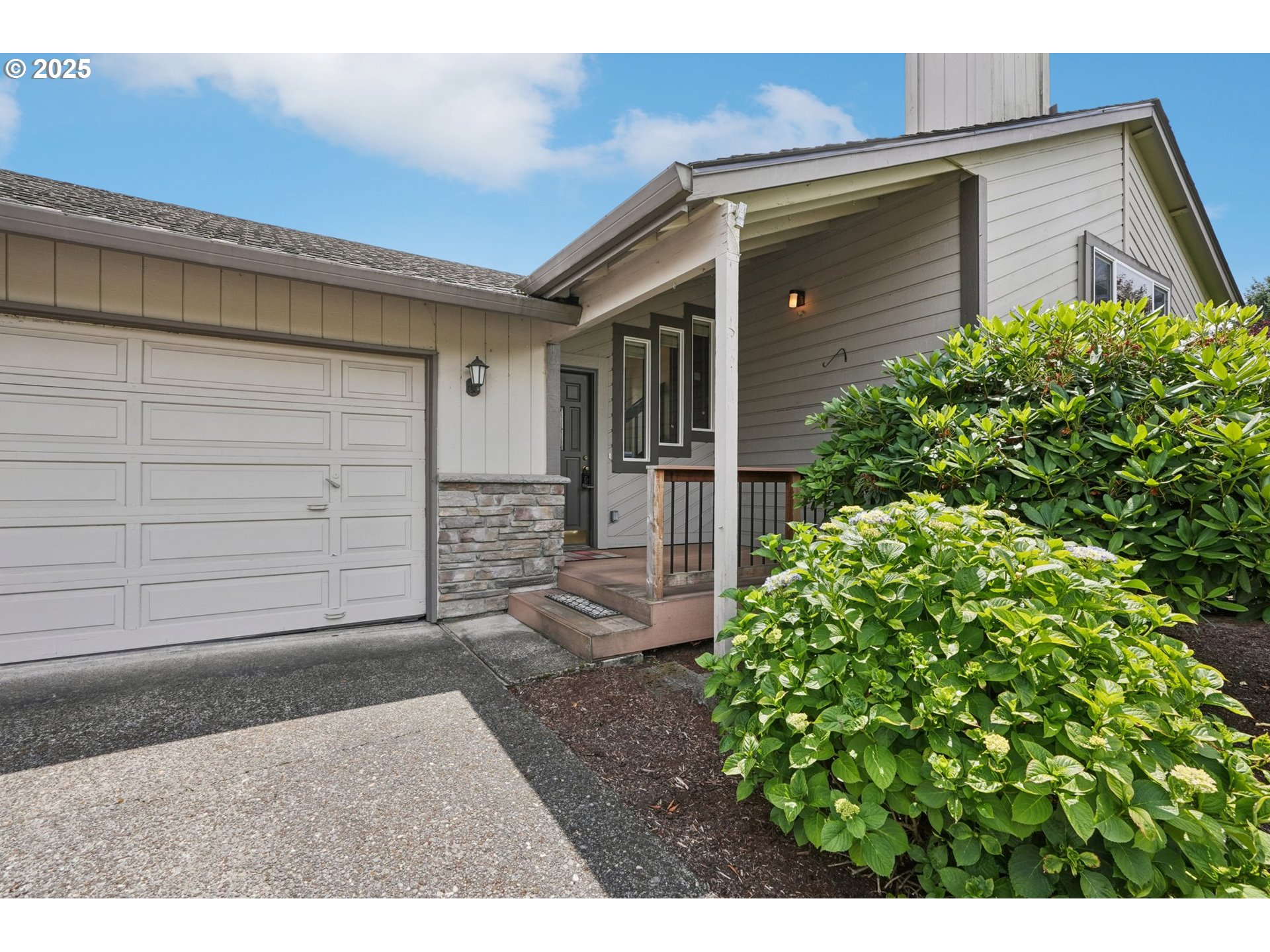 2603 SE BLAIRMONT DR