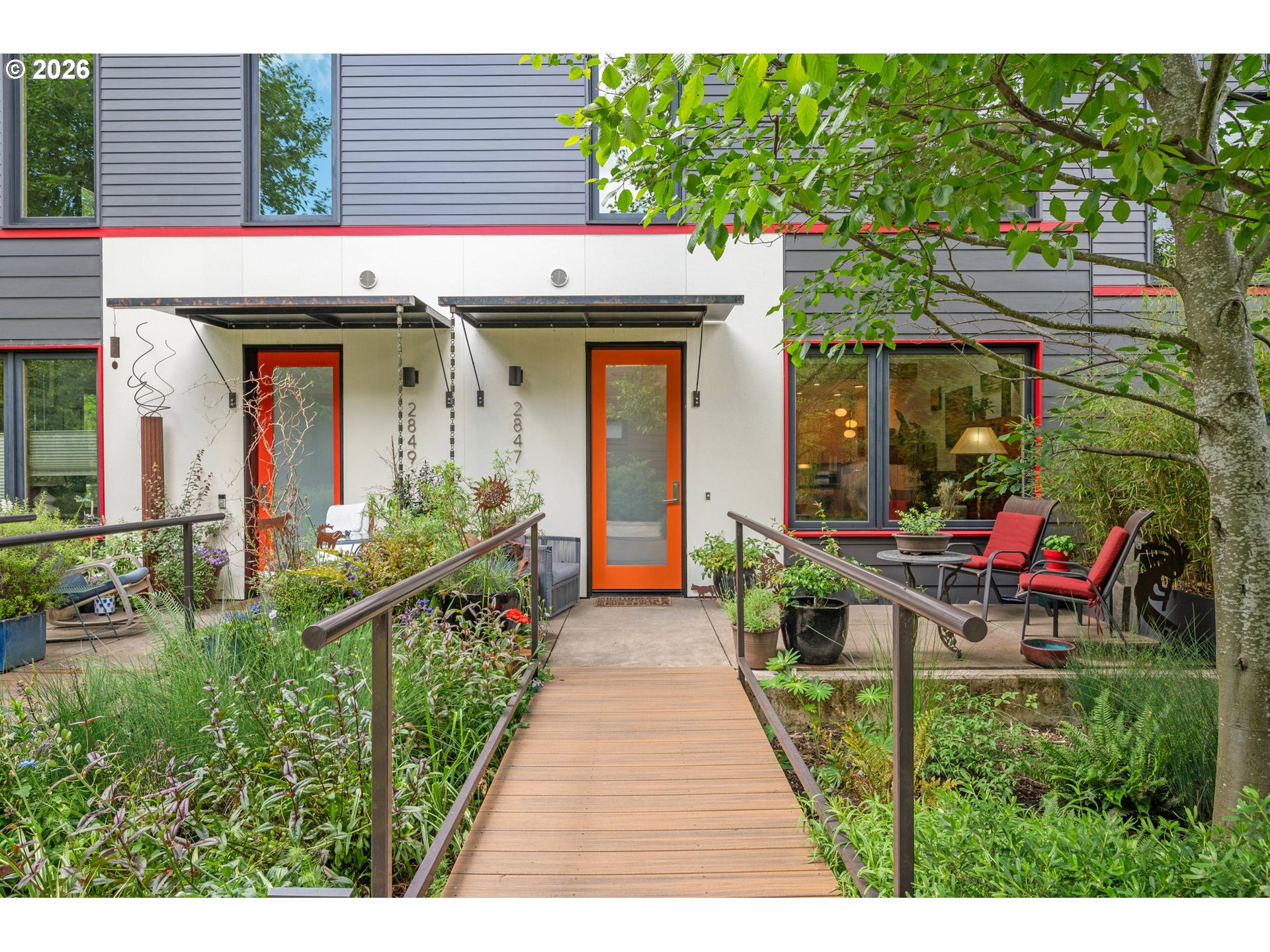2847 FRIENDLY ST