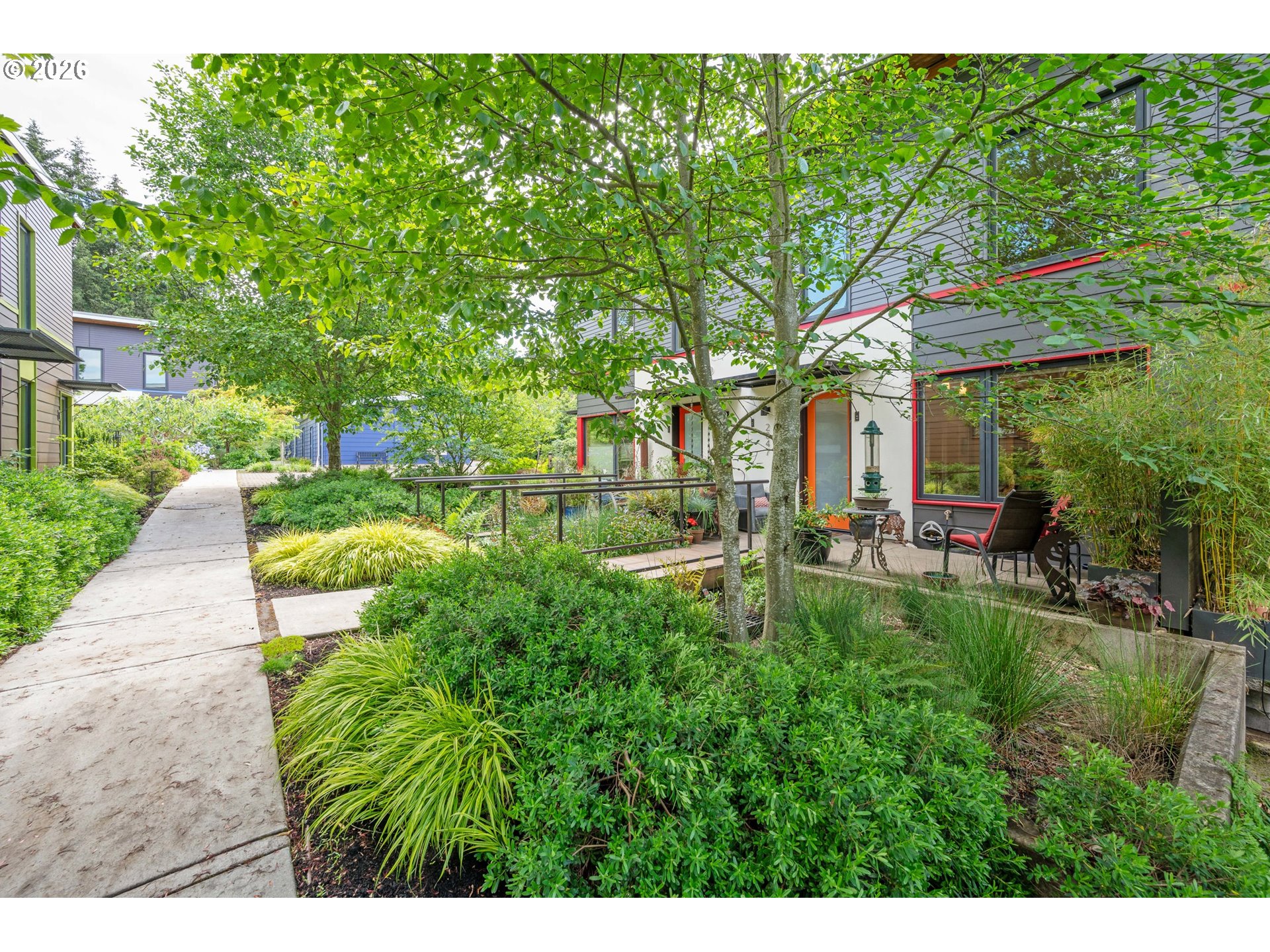 2847 FRIENDLY ST