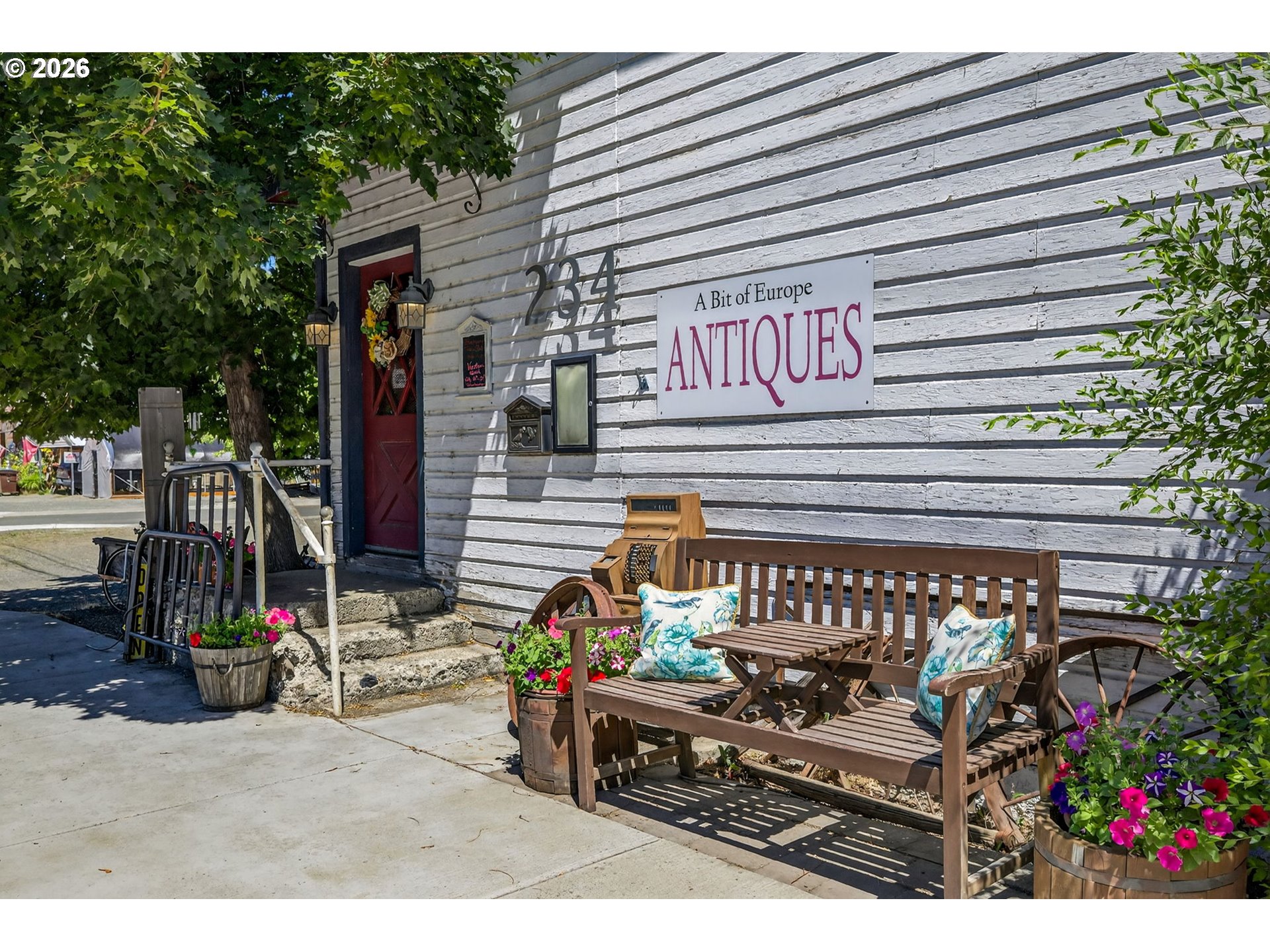 234 S CANYON BLVD 1190