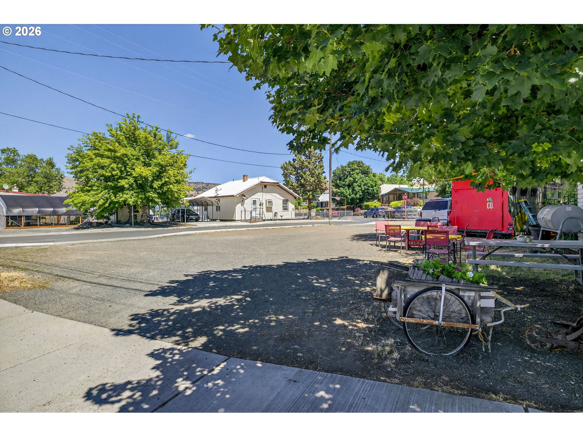 234 S CANYON BLVD 1190