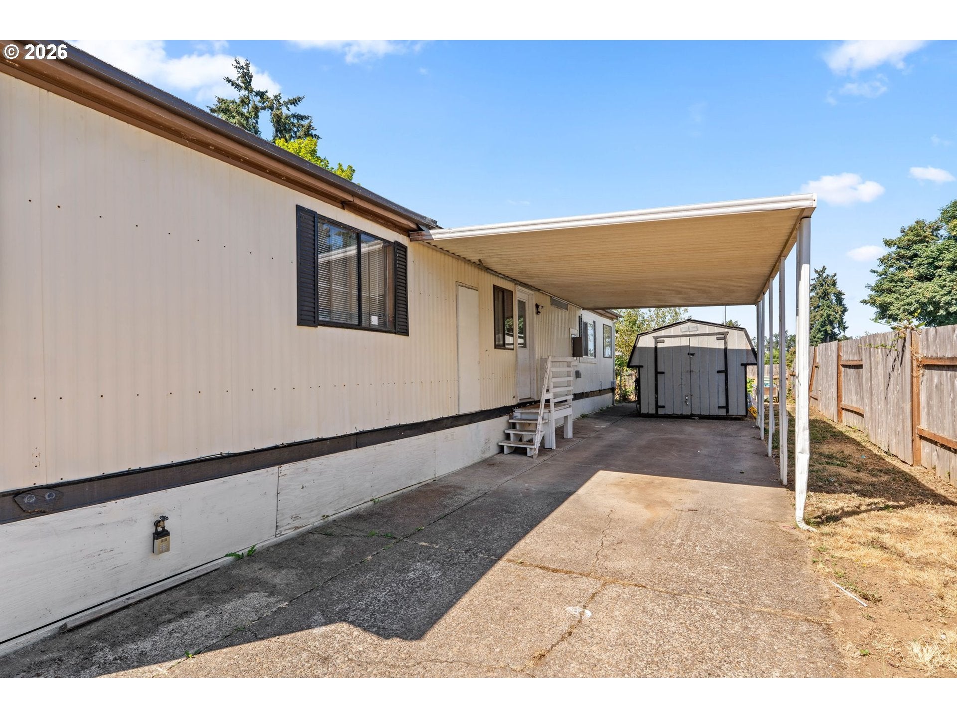 491 CRESWOOD DR