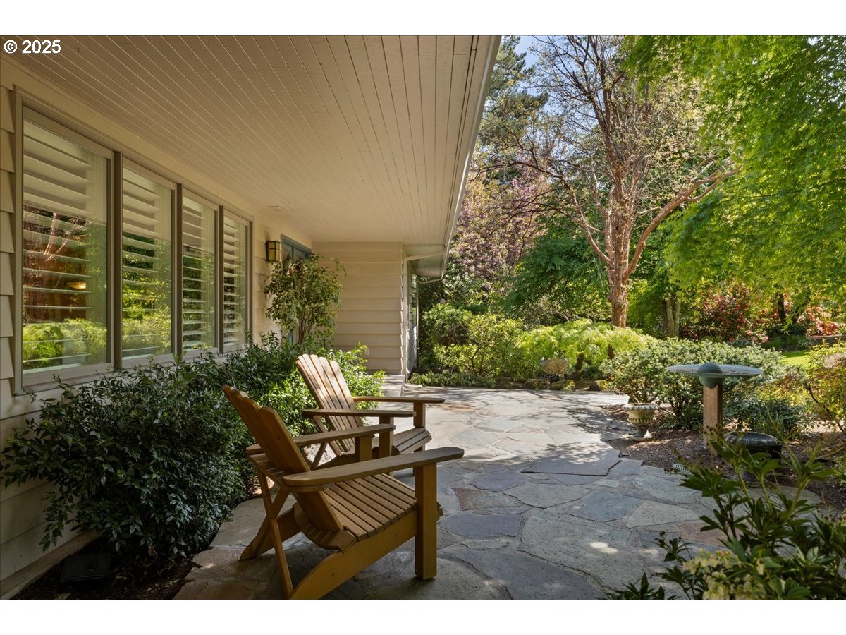 18042 SKYLAND CIR