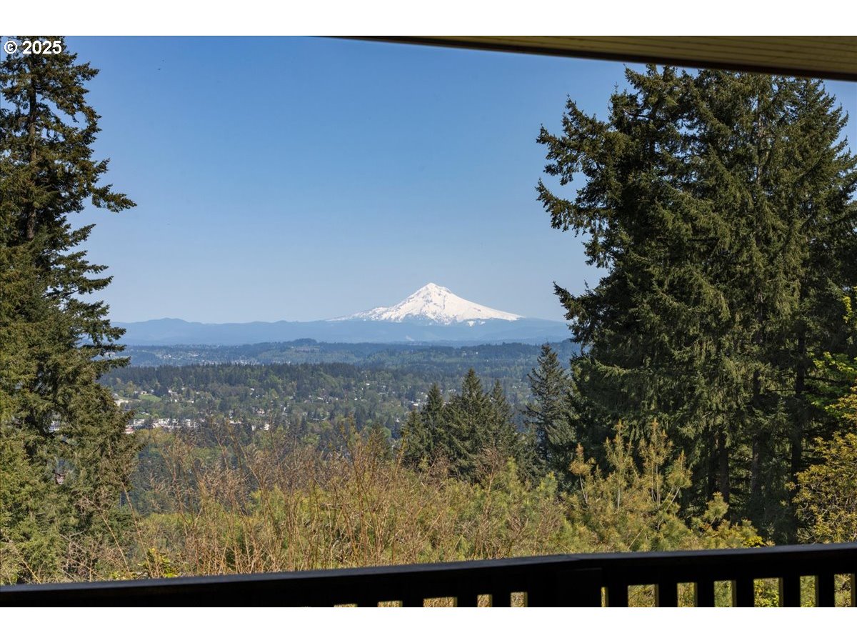 18042 SKYLAND CIR