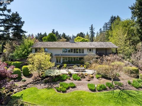 18042 SKYLAND CIR Lake Oswego OR 97034