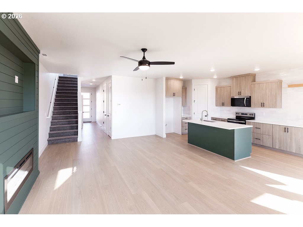 16009 Barlow Trail LN