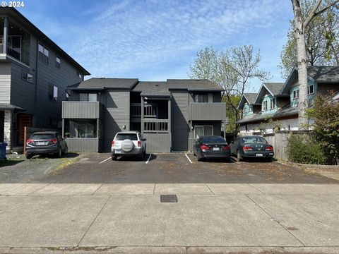 1640 MILL ST Eugene OR 97401