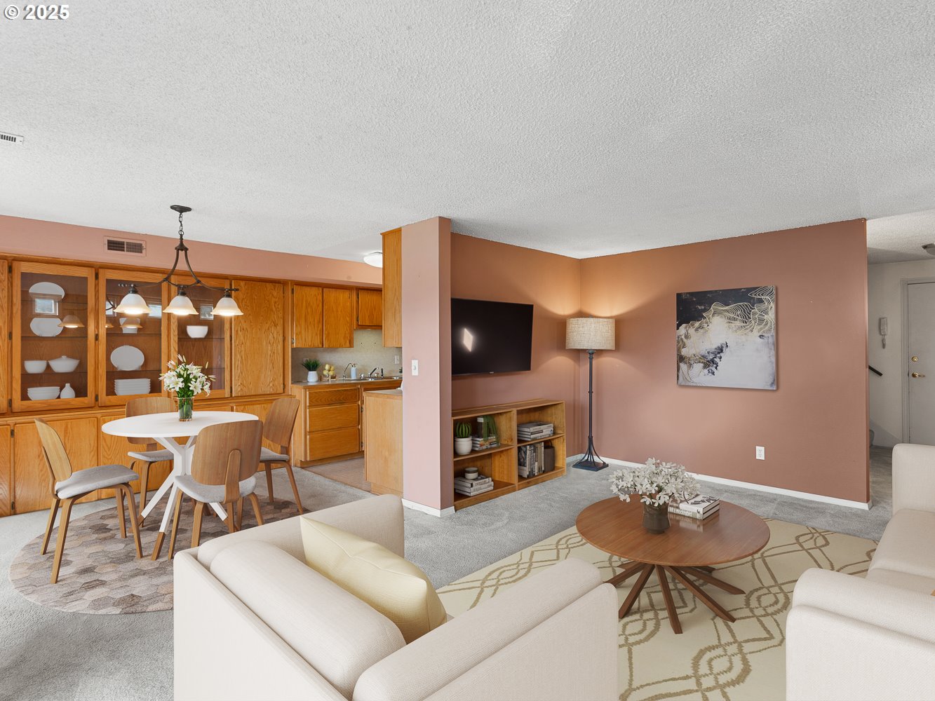 Vancouver, Washington 98665, United States, 3 Bedrooms Bedrooms, ,2 BathroomsBathrooms,Residential,Pending,14877