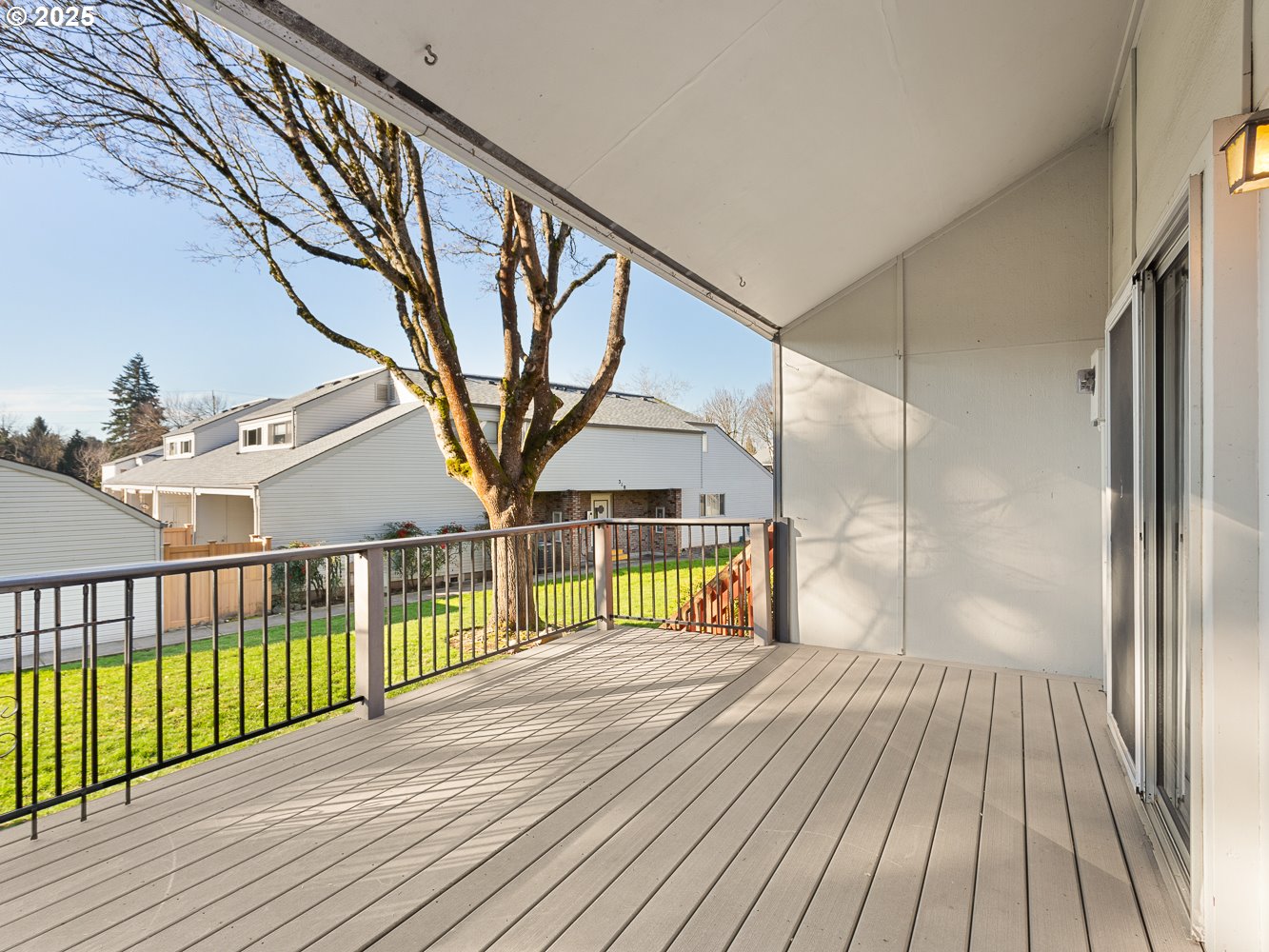 Vancouver, Washington 98665, United States, 3 Bedrooms Bedrooms, ,2 BathroomsBathrooms,Residential,Pending,14877