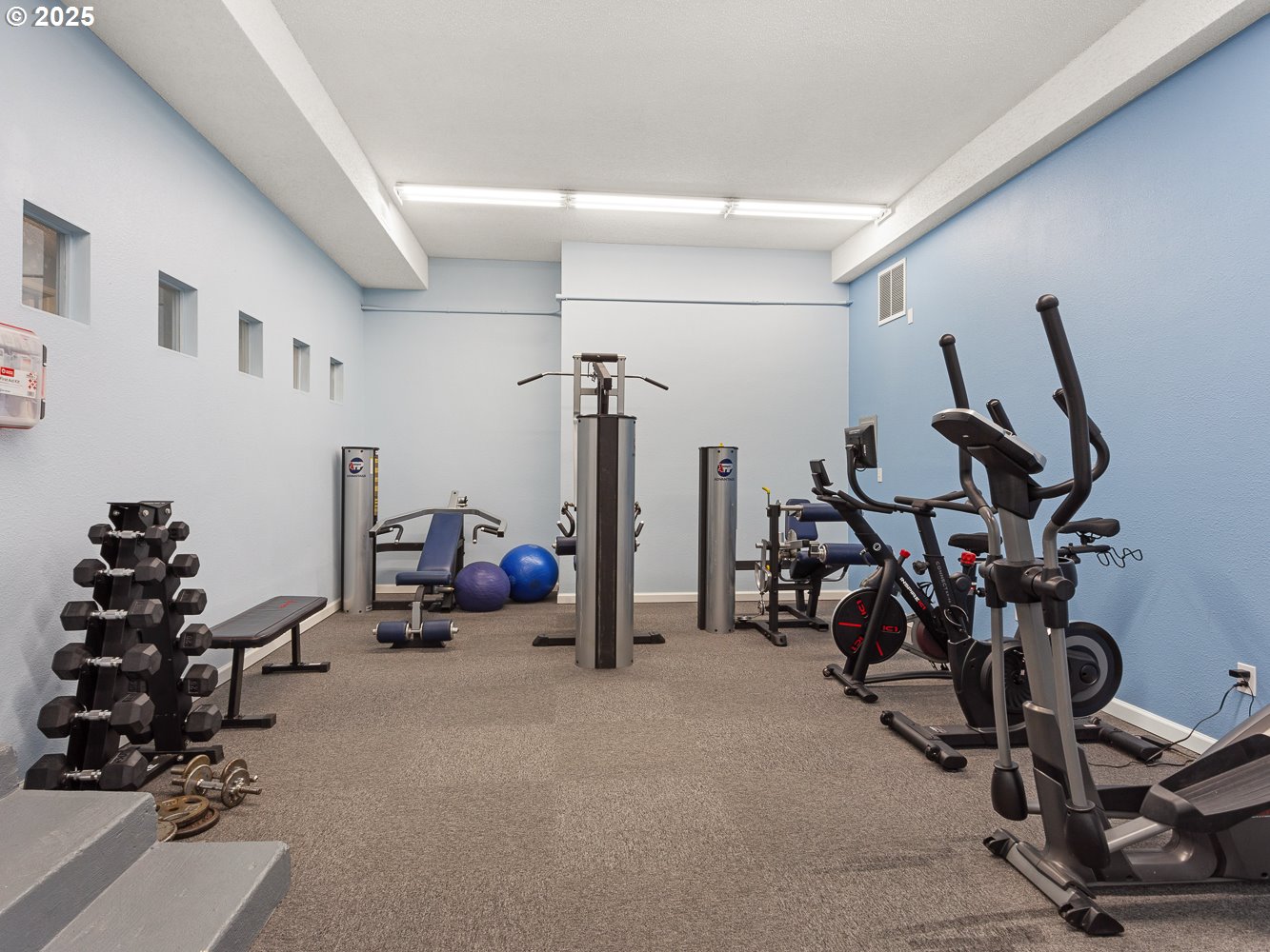 Vancouver, Washington 98665, United States, 3 Bedrooms Bedrooms, ,2 BathroomsBathrooms,Residential,Pending,14877