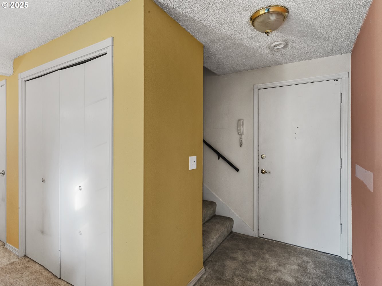 Vancouver, Washington 98665, United States, 3 Bedrooms Bedrooms, ,2 BathroomsBathrooms,Residential,Pending,14877