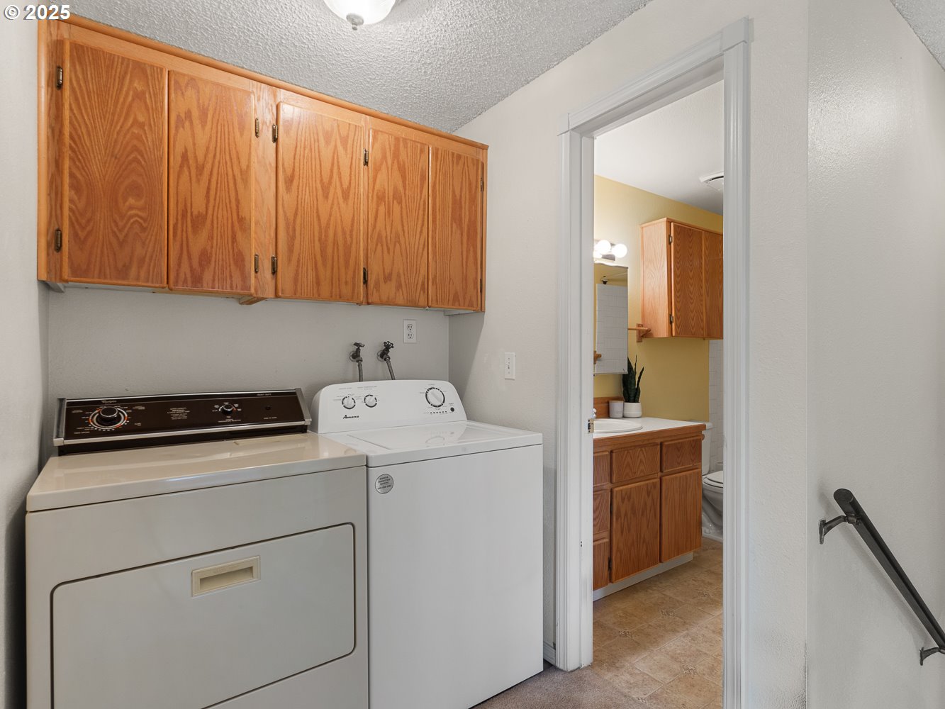 Vancouver, Washington 98665, United States, 3 Bedrooms Bedrooms, ,2 BathroomsBathrooms,Residential,Pending,14877