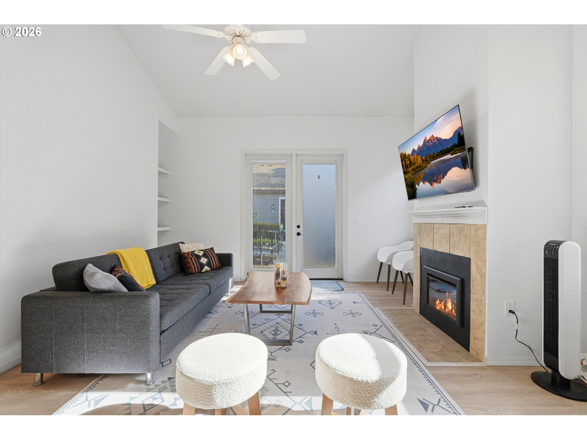 729 SE FAIRWINDS LOOP