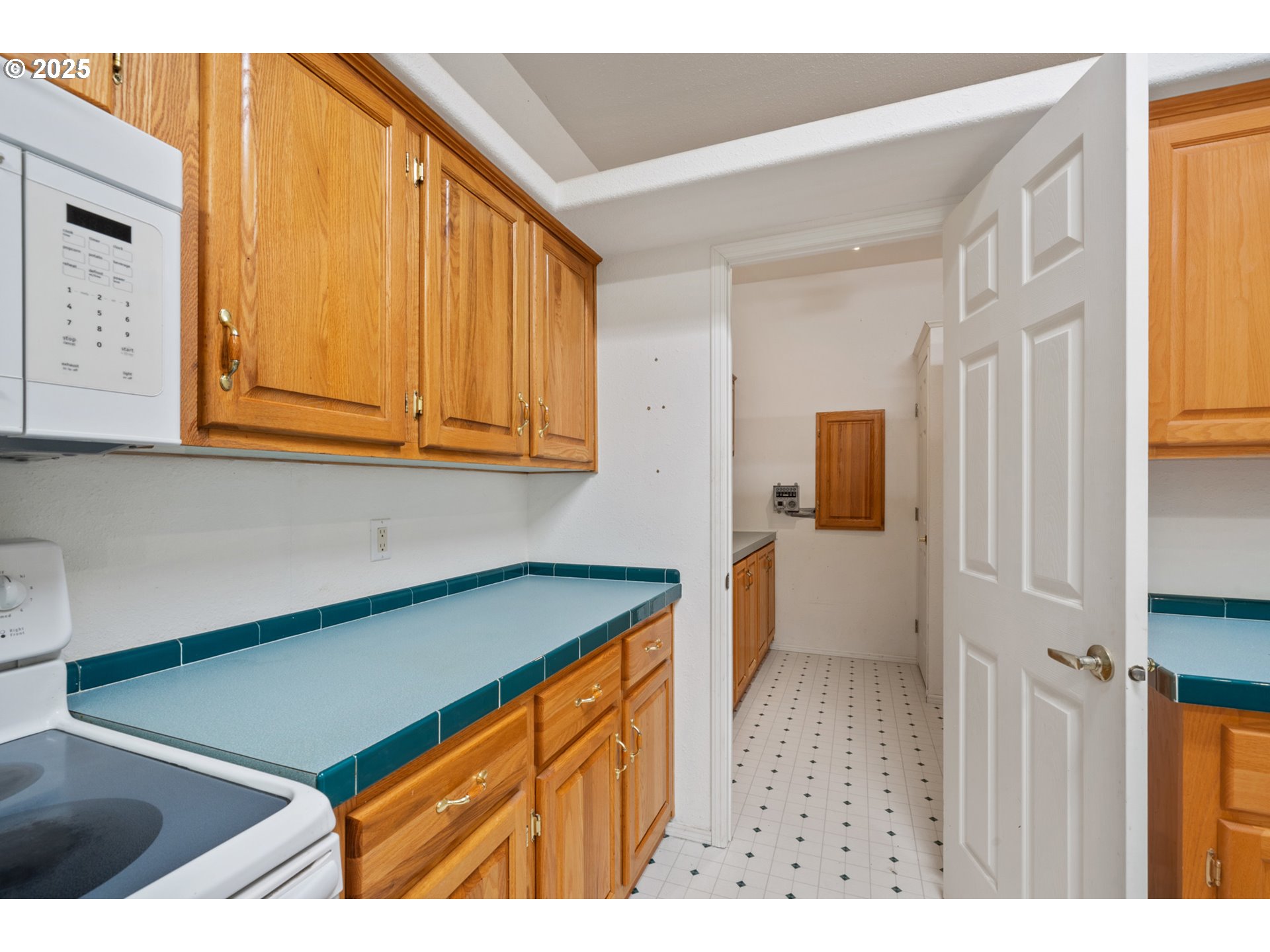 Nehalem, Oregon 97131, United States, 3 Bedrooms Bedrooms, ,3 BathroomsBathrooms,Residential,Active,143675