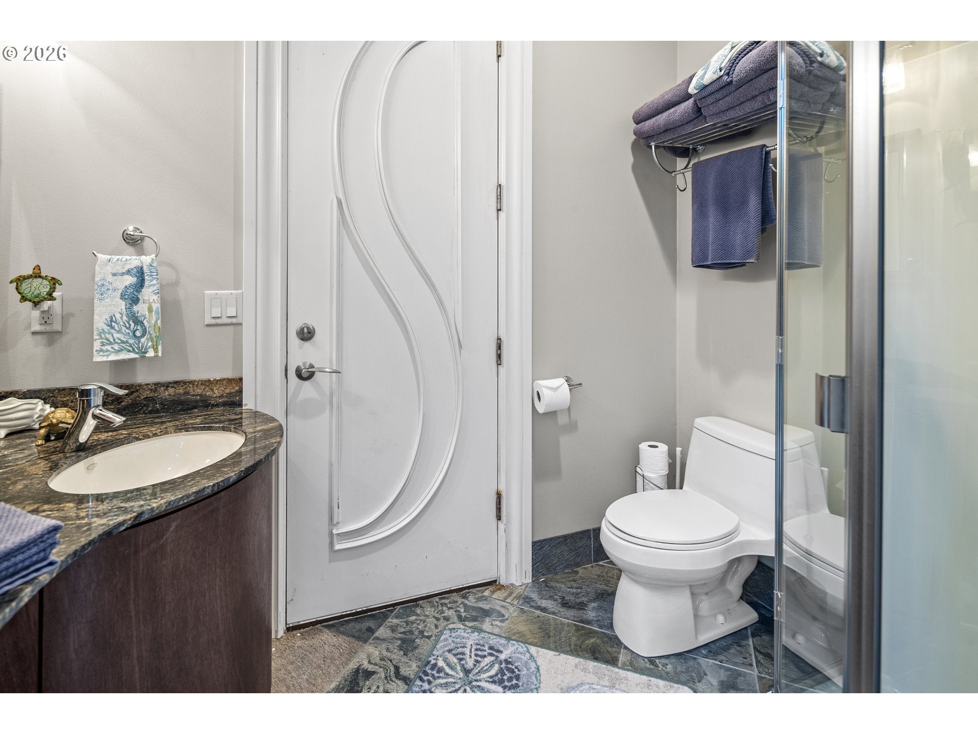 17695 S Fieldstone Ct, Oregon City, OR, 97045, USA, 4 Bedrooms Bedrooms, ,7 BathroomsBathrooms,Residential,Pending,17695 S Fieldstone Ct,214551203