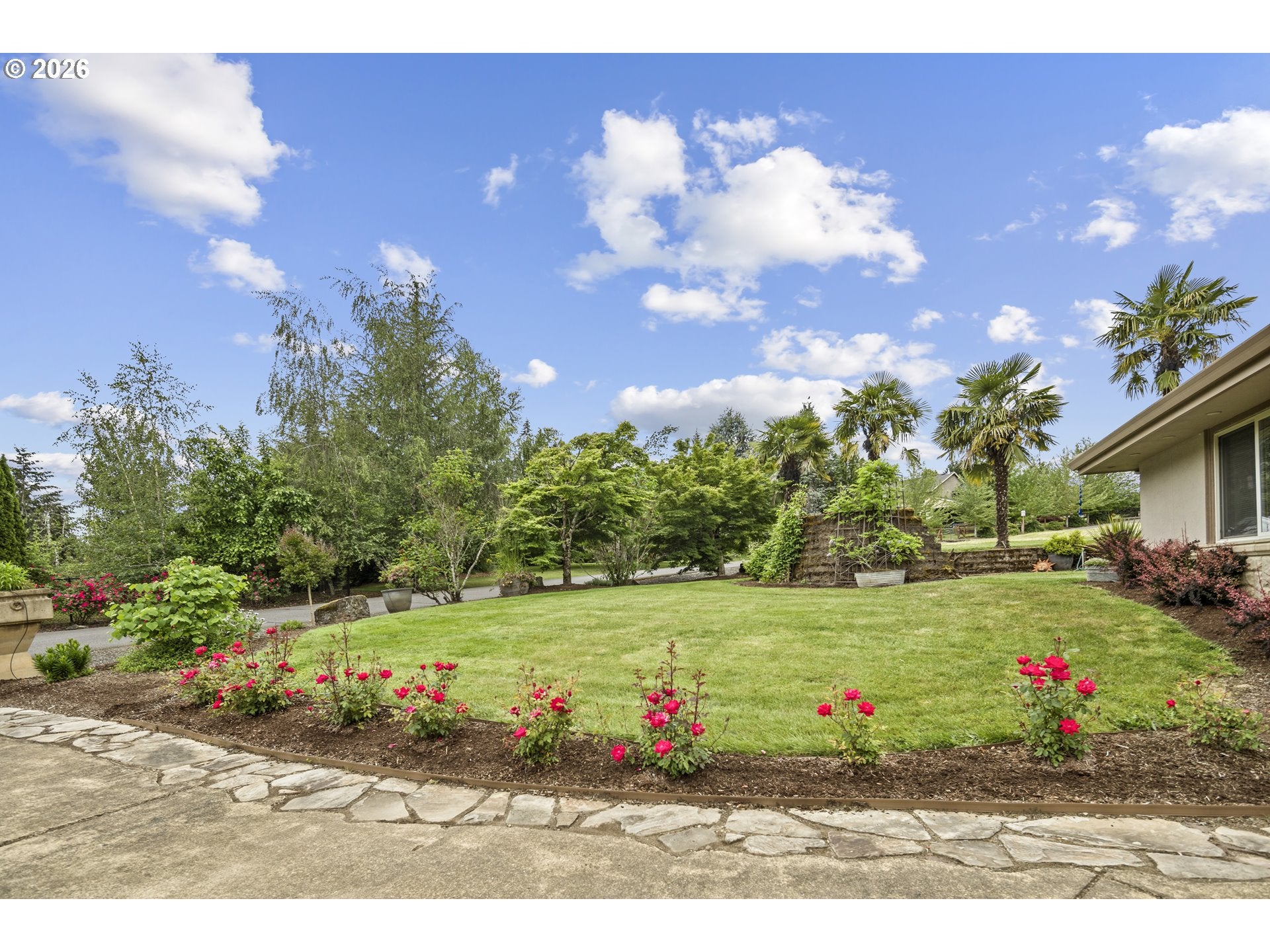 17695 S Fieldstone Ct, Oregon City, OR, 97045, USA, 4 Bedrooms Bedrooms, ,7 BathroomsBathrooms,Residential,Pending,17695 S Fieldstone Ct,214551203