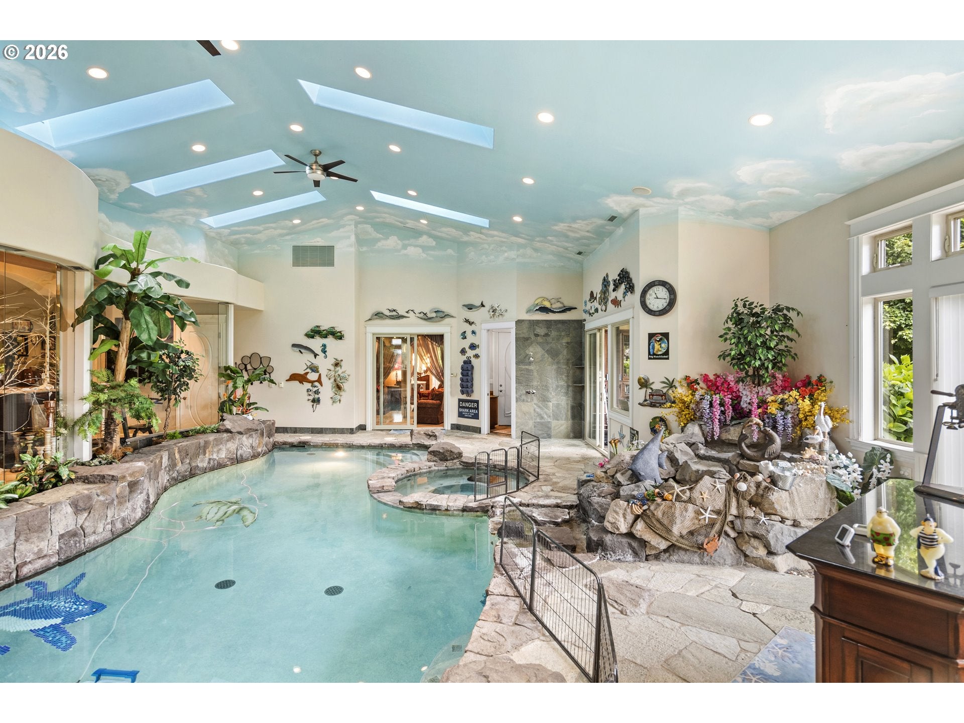 17695 S Fieldstone Ct, Oregon City, OR, 97045, USA, 4 Bedrooms Bedrooms, ,7 BathroomsBathrooms,Residential,Pending,17695 S Fieldstone Ct,214551203