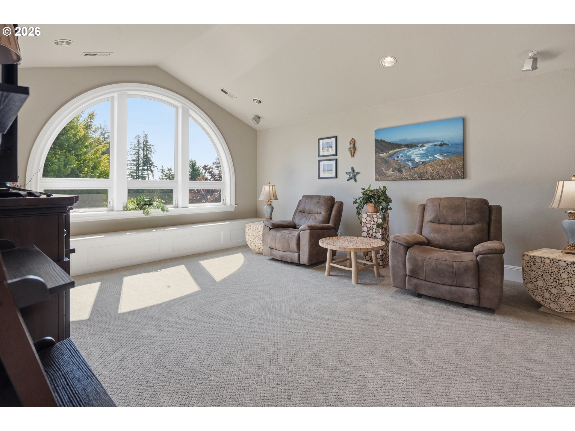 17695 S Fieldstone Ct, Oregon City, OR, 97045, USA, 4 Bedrooms Bedrooms, ,7 BathroomsBathrooms,Residential,Pending,17695 S Fieldstone Ct,214551203