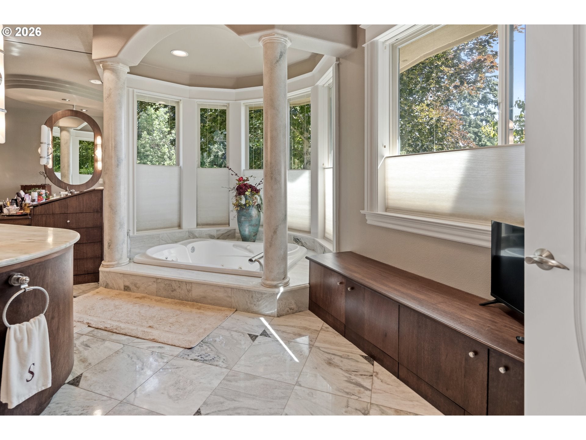 17695 S Fieldstone Ct, Oregon City, OR, 97045, USA, 4 Bedrooms Bedrooms, ,7 BathroomsBathrooms,Residential,Pending,17695 S Fieldstone Ct,214551203