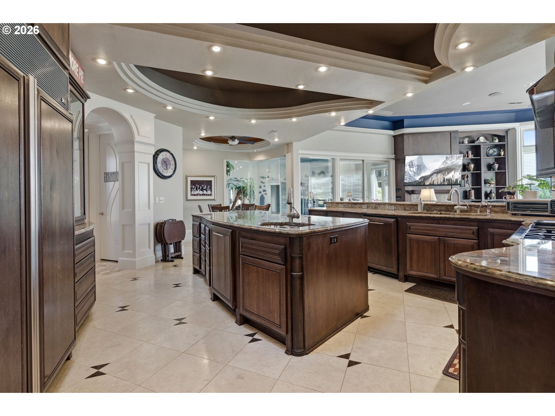 17695 S Fieldstone Ct, Oregon City, OR, 97045, USA, 4 Bedrooms Bedrooms, ,7 BathroomsBathrooms,Residential,Pending,17695 S Fieldstone Ct,214551203