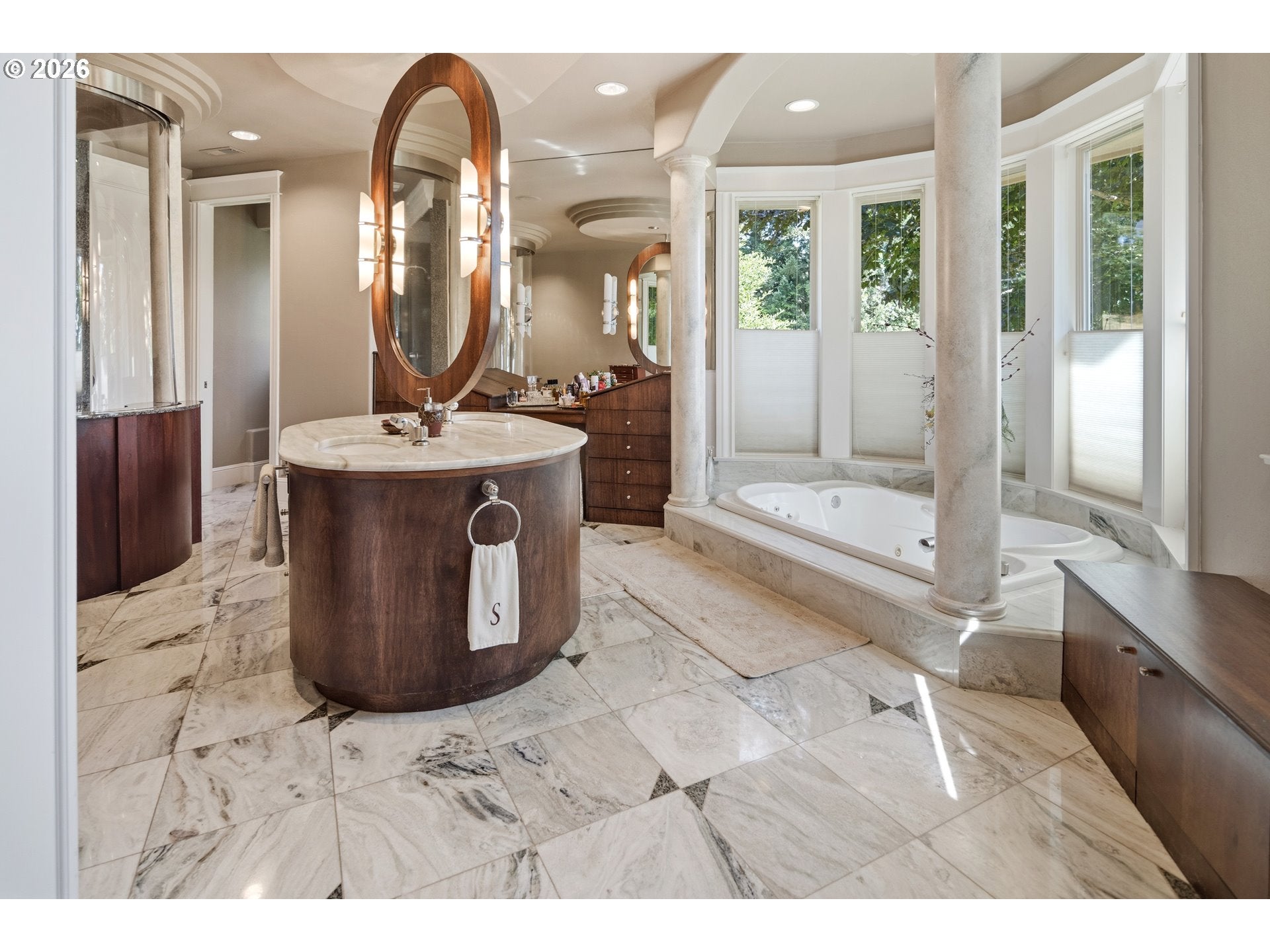 17695 S Fieldstone Ct, Oregon City, OR, 97045, USA, 4 Bedrooms Bedrooms, ,7 BathroomsBathrooms,Residential,Pending,17695 S Fieldstone Ct,214551203