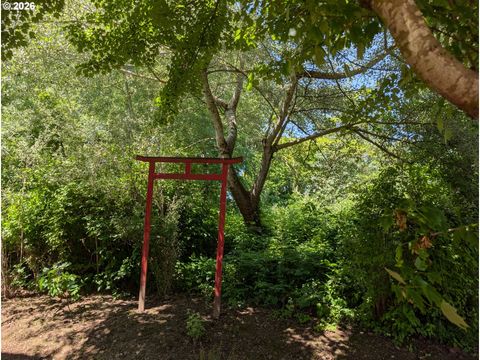 Photo of N Tyndall Ave, Portland, OR 97217 (MLS # 482927929)