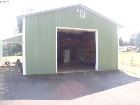 A home in Estacada