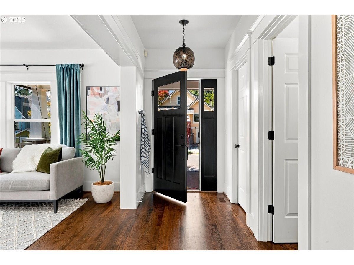 530 SE 70TH AVE