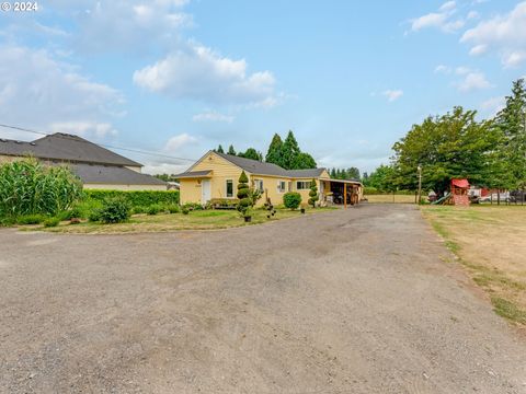 A home in Battle Ground