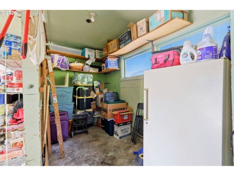 Tiny photo for 76306 Jasper Dr, Oakridge, OR 97463 (MLS # 175487498)