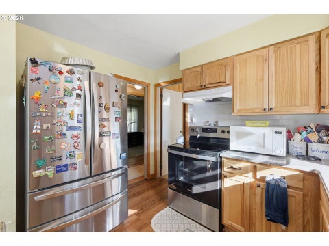 Tiny photo for 76306 Jasper Dr, Oakridge, OR 97463 (MLS # 175487498)