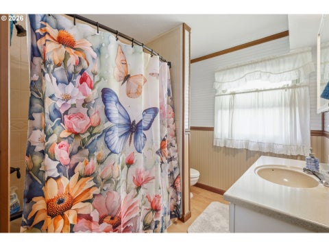 Tiny photo for 76306 Jasper Dr, Oakridge, OR 97463 (MLS # 175487498)