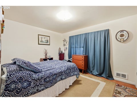 Tiny photo for 76306 Jasper Dr, Oakridge, OR 97463 (MLS # 175487498)