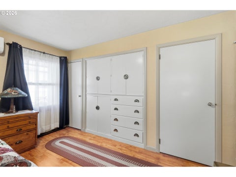 Tiny photo for 76306 Jasper Dr, Oakridge, OR 97463 (MLS # 175487498)