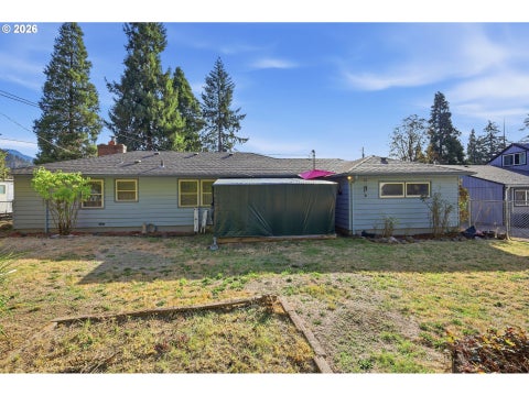 Tiny photo for 76306 Jasper Dr, Oakridge, OR 97463 (MLS # 175487498)